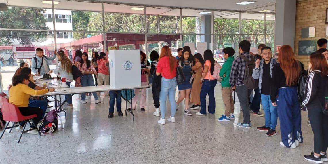 'Unis' de paga tienen 40% de estudiantes