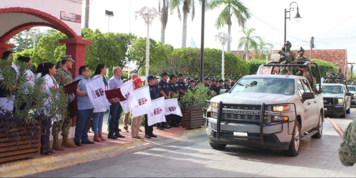 Marina lleva atención médica a zonas rurales de Tabasco